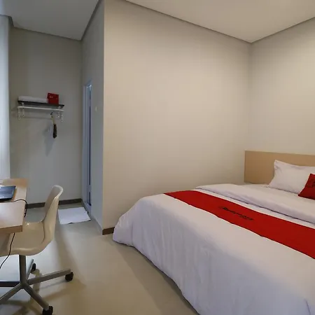 Reddoorz Plus Near Mall Pondok Indah-2